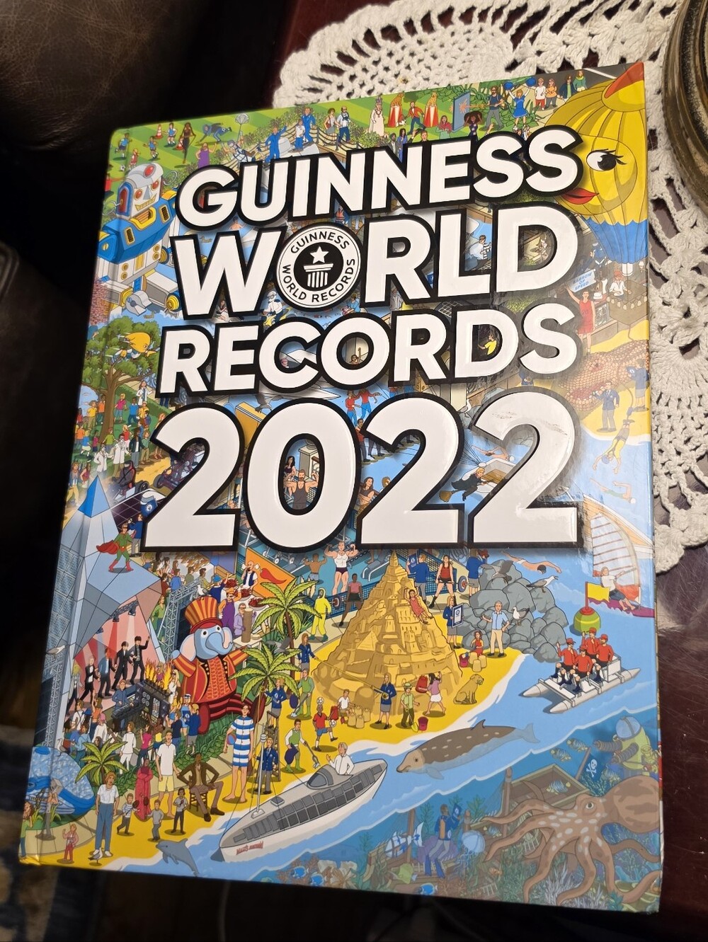 Fun Educational Book Guiness World Records 2022